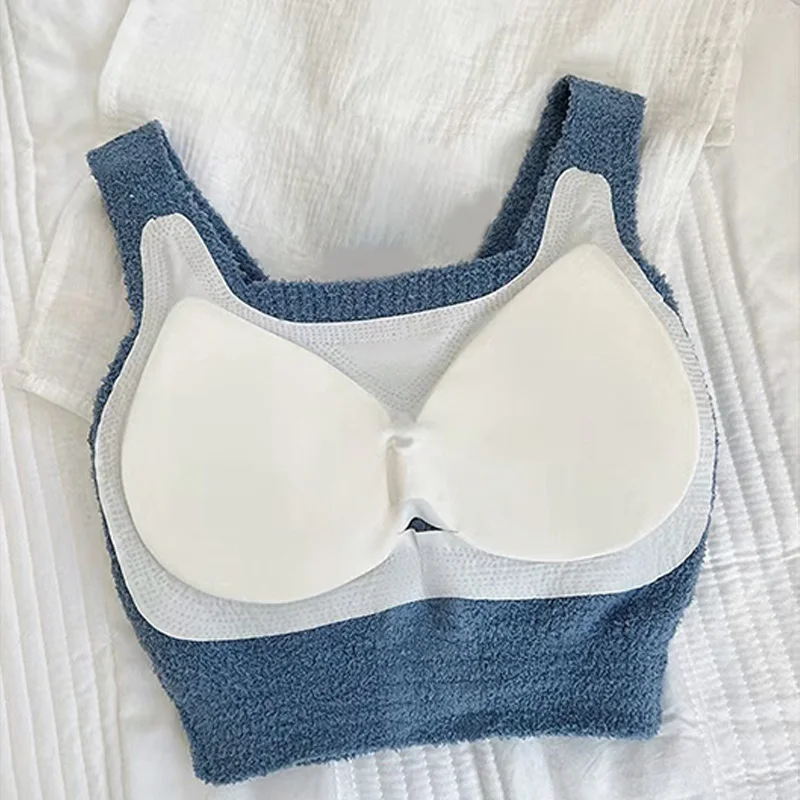 Рисунок 6 - Женское осенне-зимнее нижнее белье