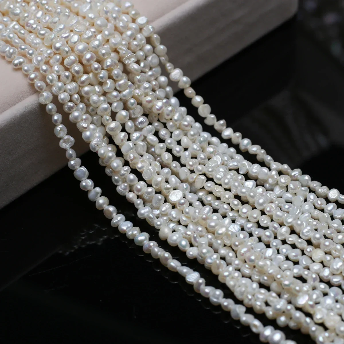 Натуральный пресноводный жемчуг 3-4 мм неправильной формы свободная прокладка