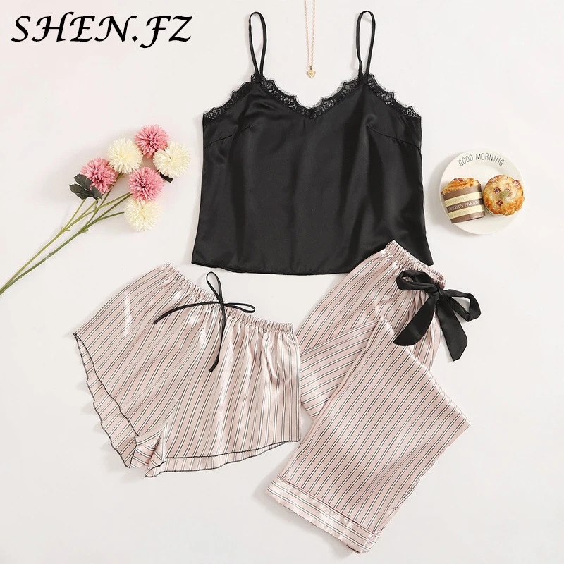 

Комплект пижам Женский, в полоску, с принтом, из 3 предметов