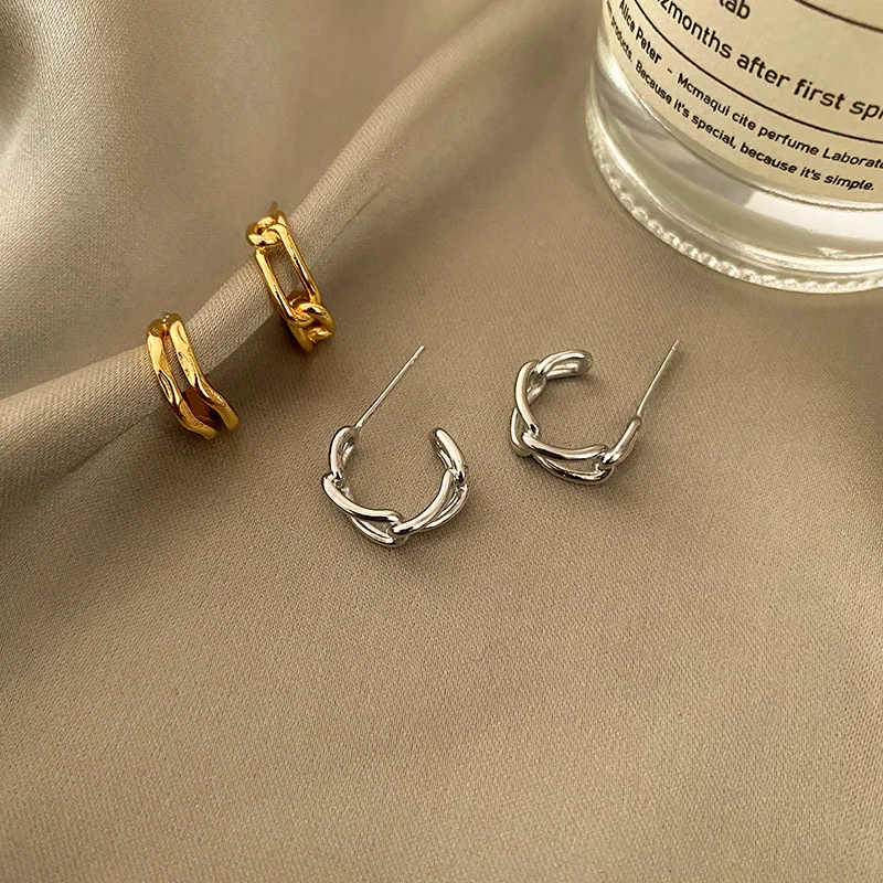 

Exquisite Silver Hollowed Out Winding Ear Studs Charm Women Trendy Earrings Jewelry Gold Plated Vintage Party Accessories Gifts