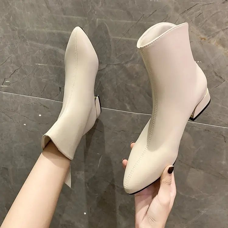 

Модные короткие ботинки весна-осень на устойчивом каблуке Новинка в европейском и американском стиле с острым носком повседневные женские ...