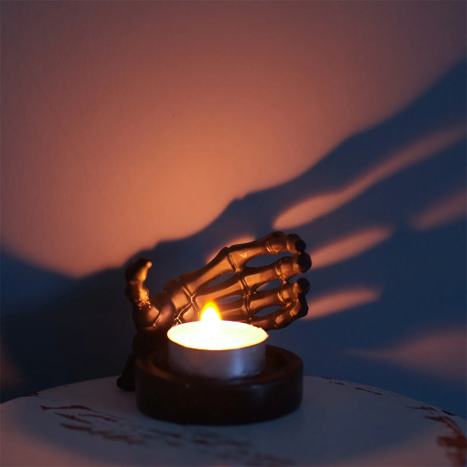 Gothic Candle Holder Decorations Resin Skeleton Hands Candle Holder Circle Of Friends Candle Holders