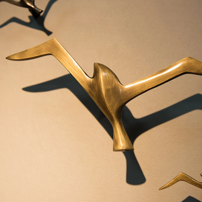 

Luxury Pure Copper Creative Bird Seagull Wall Hanging Wall Decoration Retro Bar Shop Ornament Living Room Birthday Gift Sea Gull