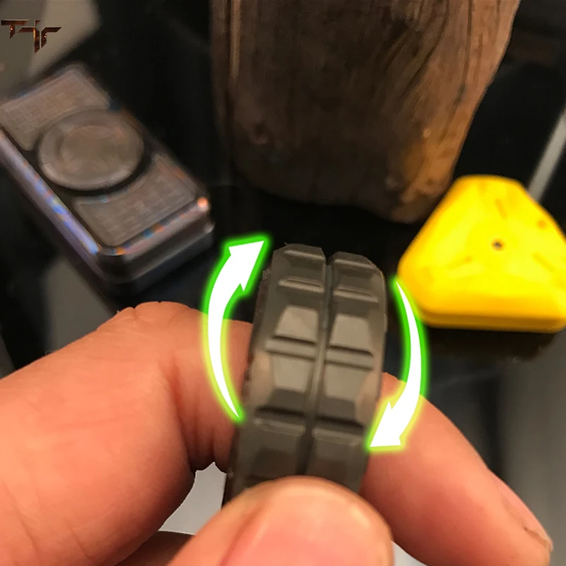 TJR Finger Ring Metal Ratchet Decompression Fingertip Gyroscope Push Slider enlarge
