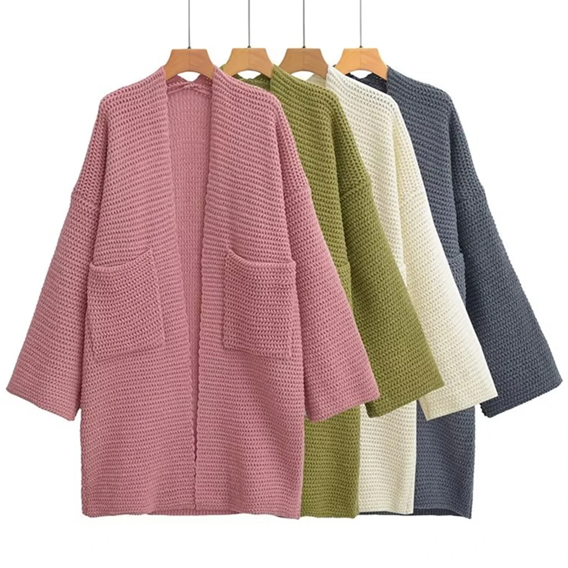 

Женское длинное трикотажное пальто с карманами