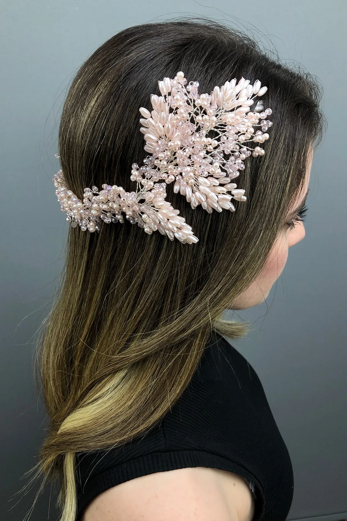 

Powder Color Helen Crystal and Pearls Bridal Henna Crown