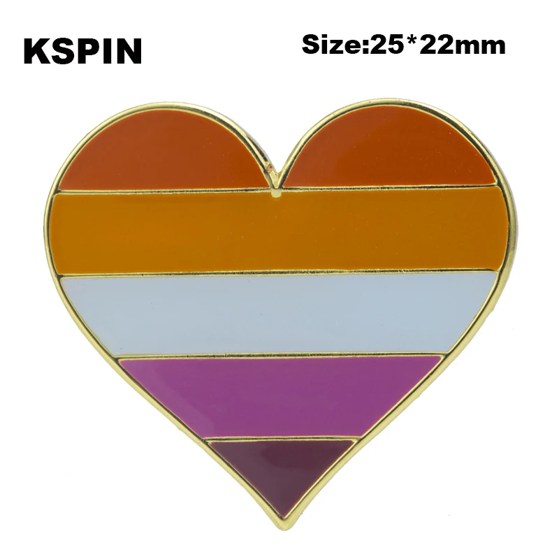 Брошь на лацкан в форме сердца цвет ассортименте