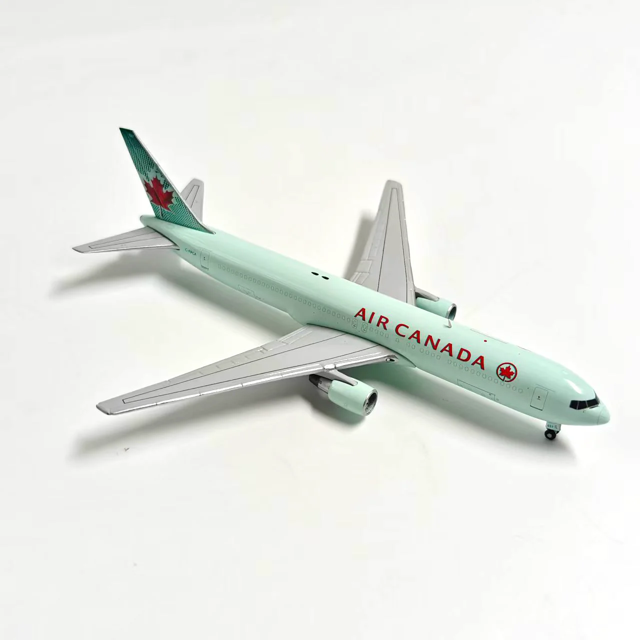Фото Литая модель самолета JC B767 300 в масштабе 1:400, XX4498 C FPCA, из сплава. №5