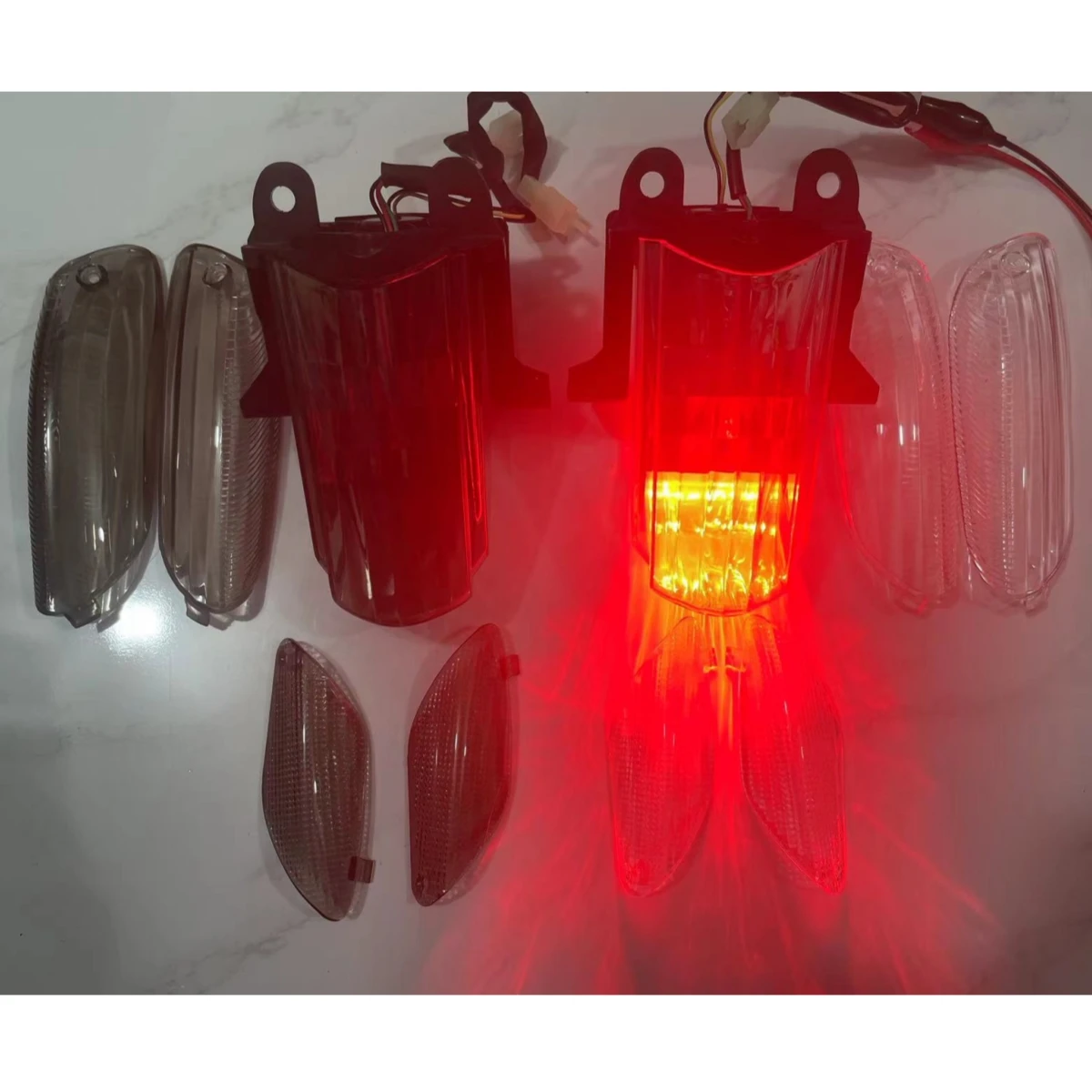 Для APRILIA RSV1000 RSV4R 2005-2008 TUONO V2 2005-2010 задний фонарь стоп-сигналы поворота встроенный