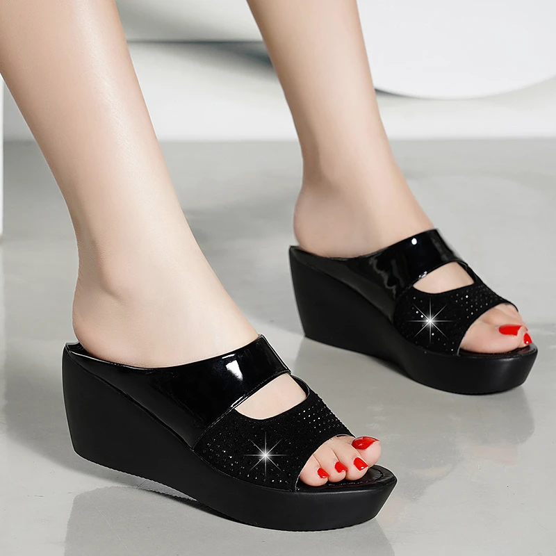 

Women's Wedge Platform Slippers 2022 New Women High Heeled Slip on Shoes Ladies Casual Solid Flip Flops Sandals Slides Women