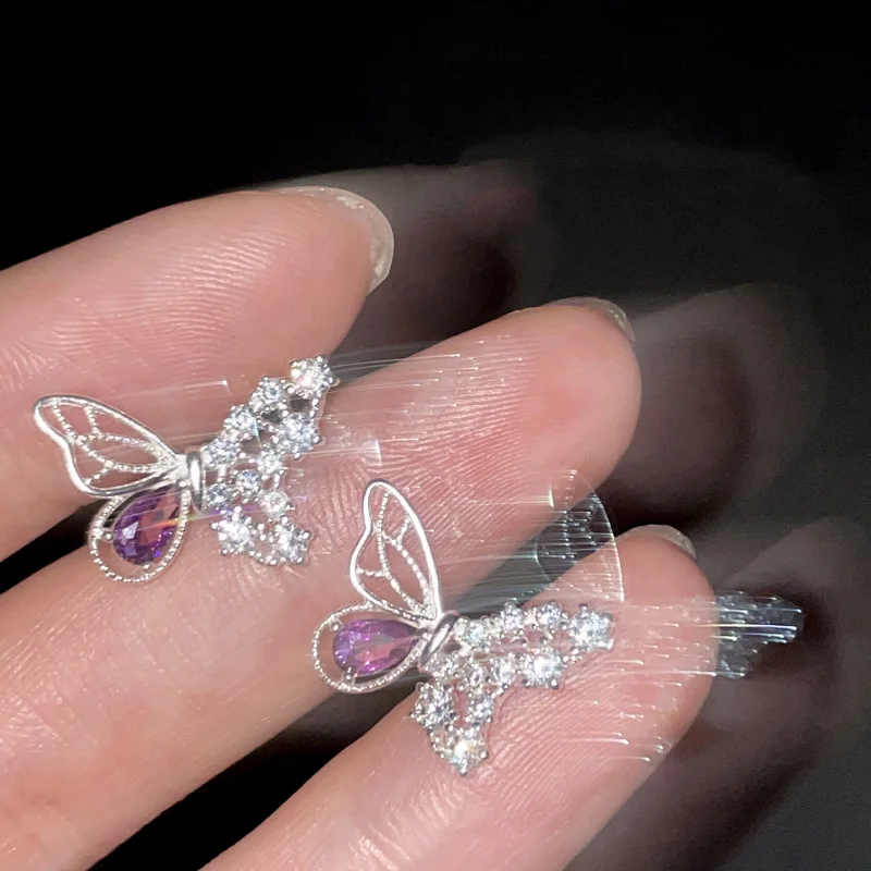 

Fashion Hollow Butterfly Zircon Earrings for Women Holiday Gifts Luxury Cute Fairy Stud Earrings Gothic Ear Jewelry Accessories