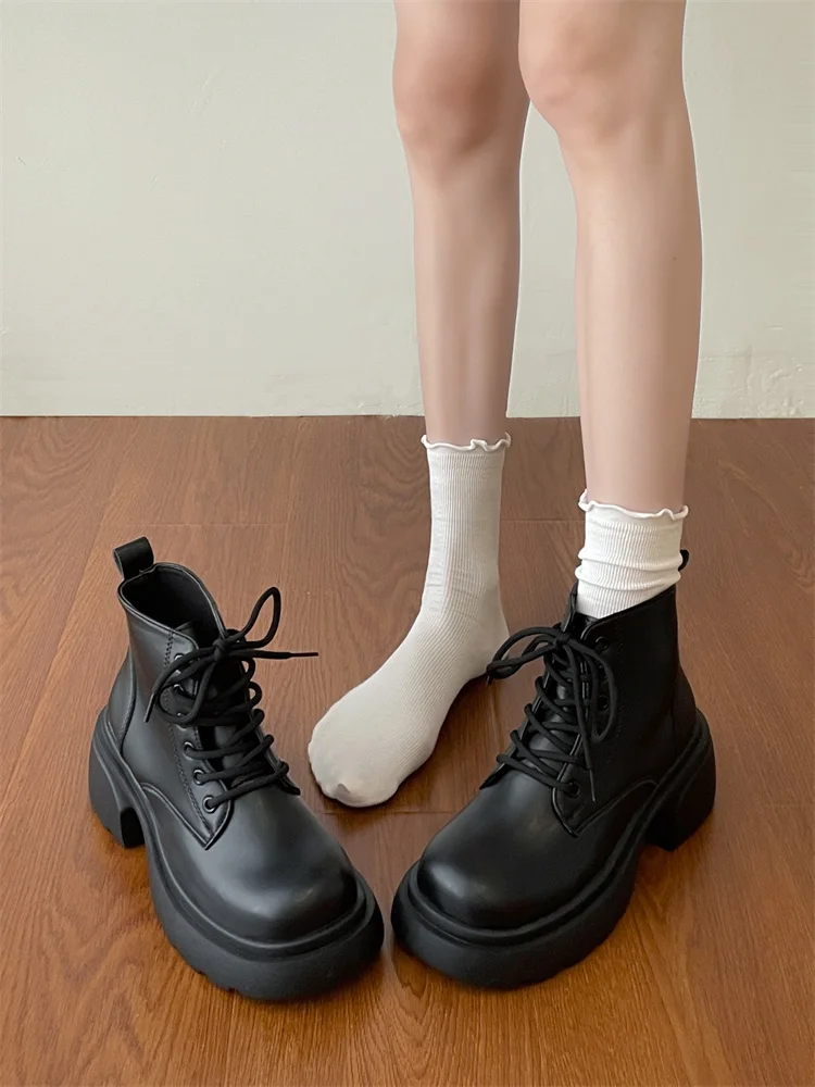 

Ботинки женские на шнуровке, с круглым носком, на низком каблуке