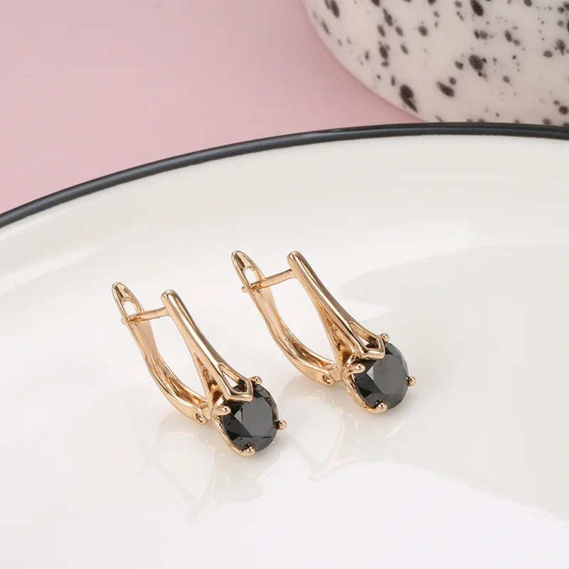 

2022 New Black Zircon Stud Earring 585 Rose Gold Round Earrings For Ladys Bride Simple Fashion Vintage Jewelry wholesale