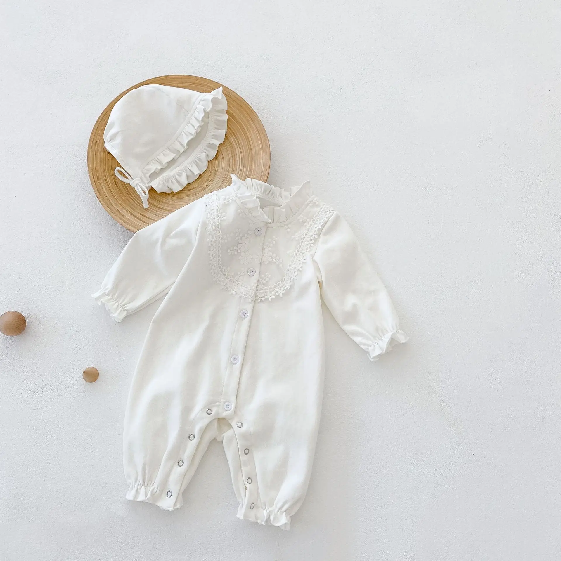 

2022 spring and autumn fungus collar lace newborn baby child girl baby lace long-sleeved jumpsuit long climb