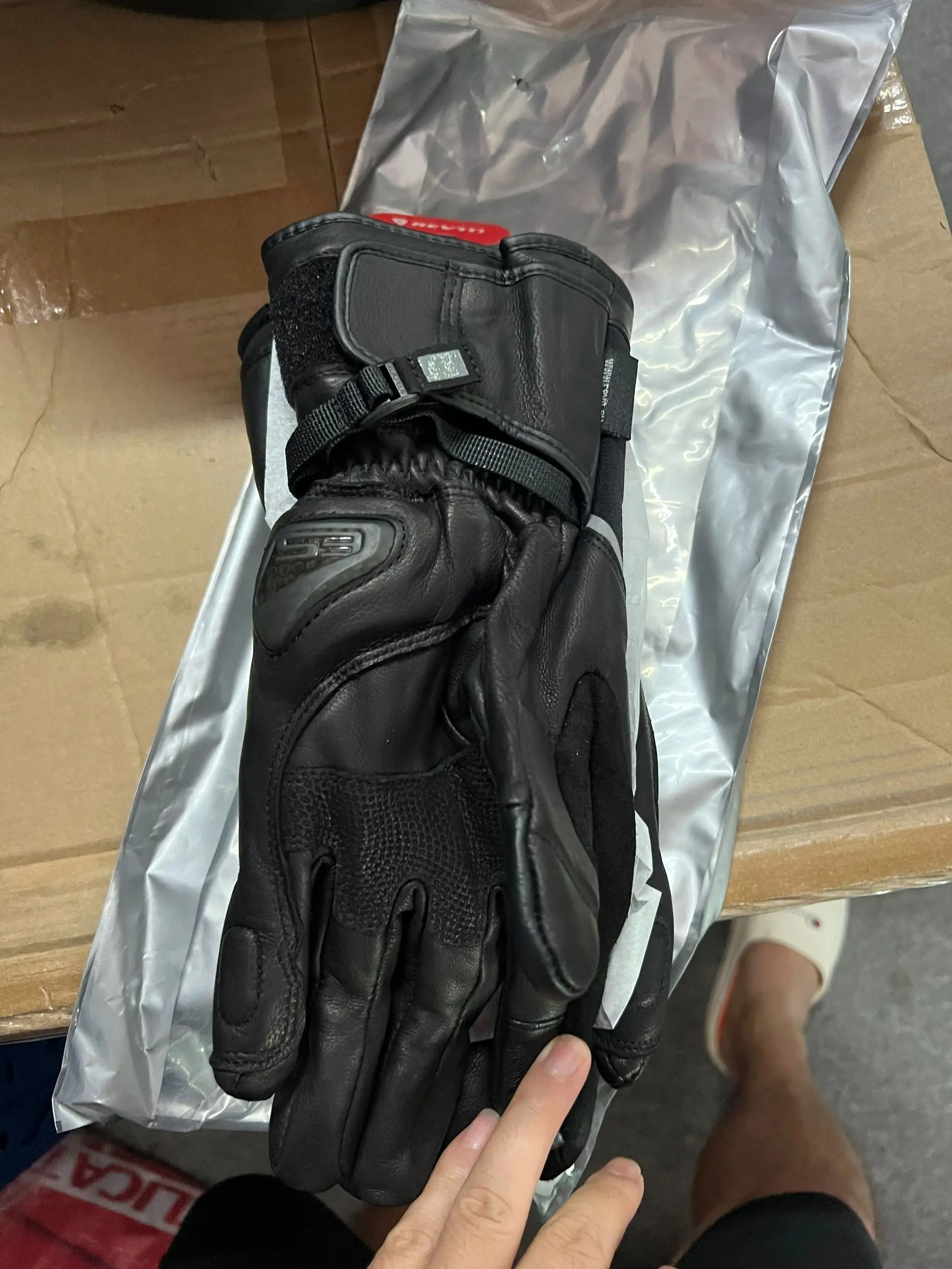 Перчатки Revit Summit 2 H2O зимние водонепроницаемые перчатки с сенсорным экраном