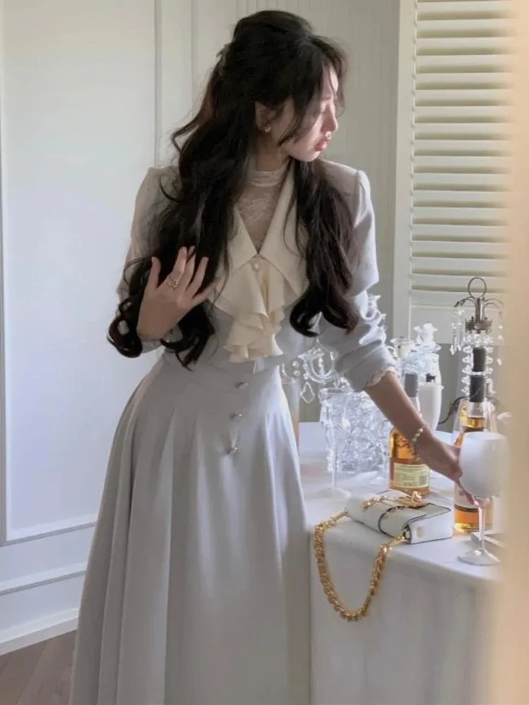 Женский офисный костюм