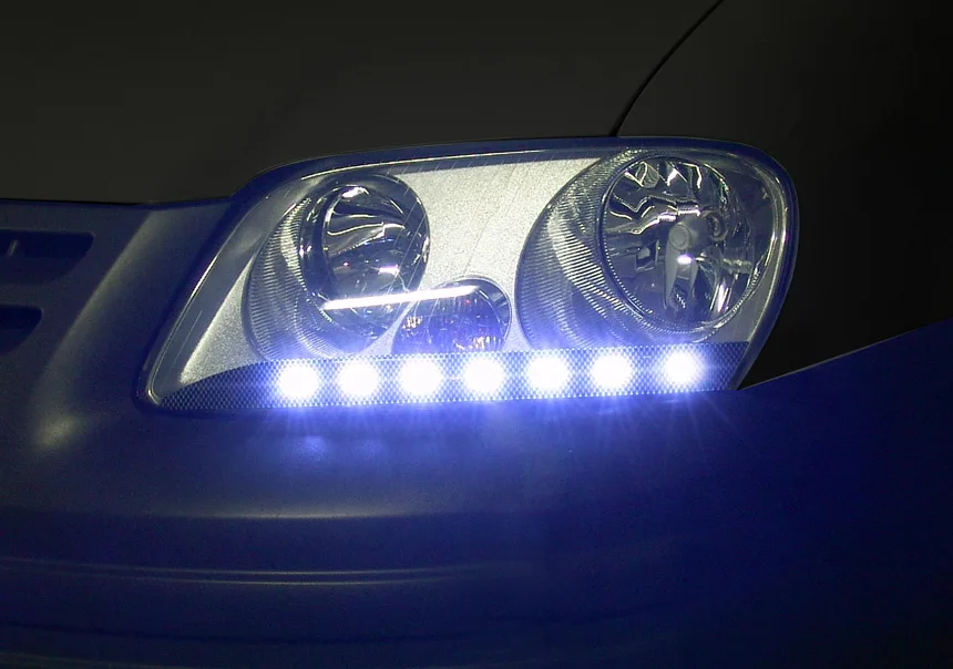 

Led headlight-bumper eyebrow/LAAK171