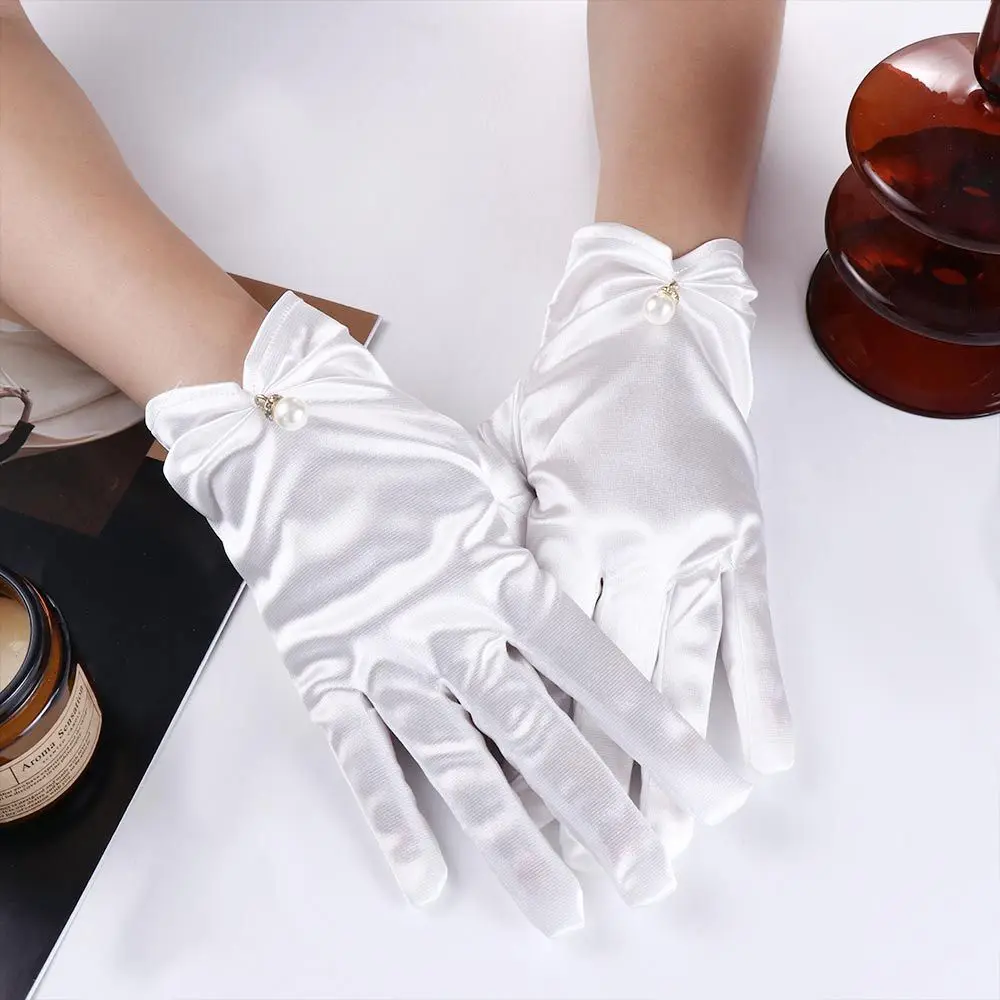 

Women Wedding Bridal Short Gloves Imitation Pearl Satin Full Finger Wrist Length Costume Prom Party Gloves