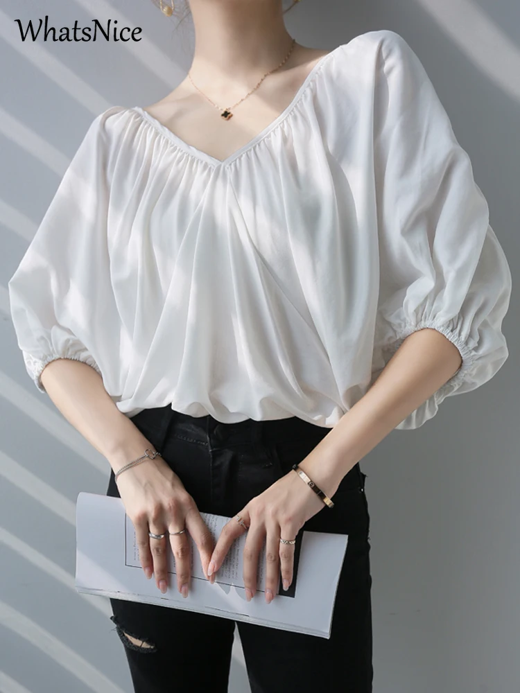 

Блузка женская шифоновая с V-образным вырезом и рукавами «летучая мышь»