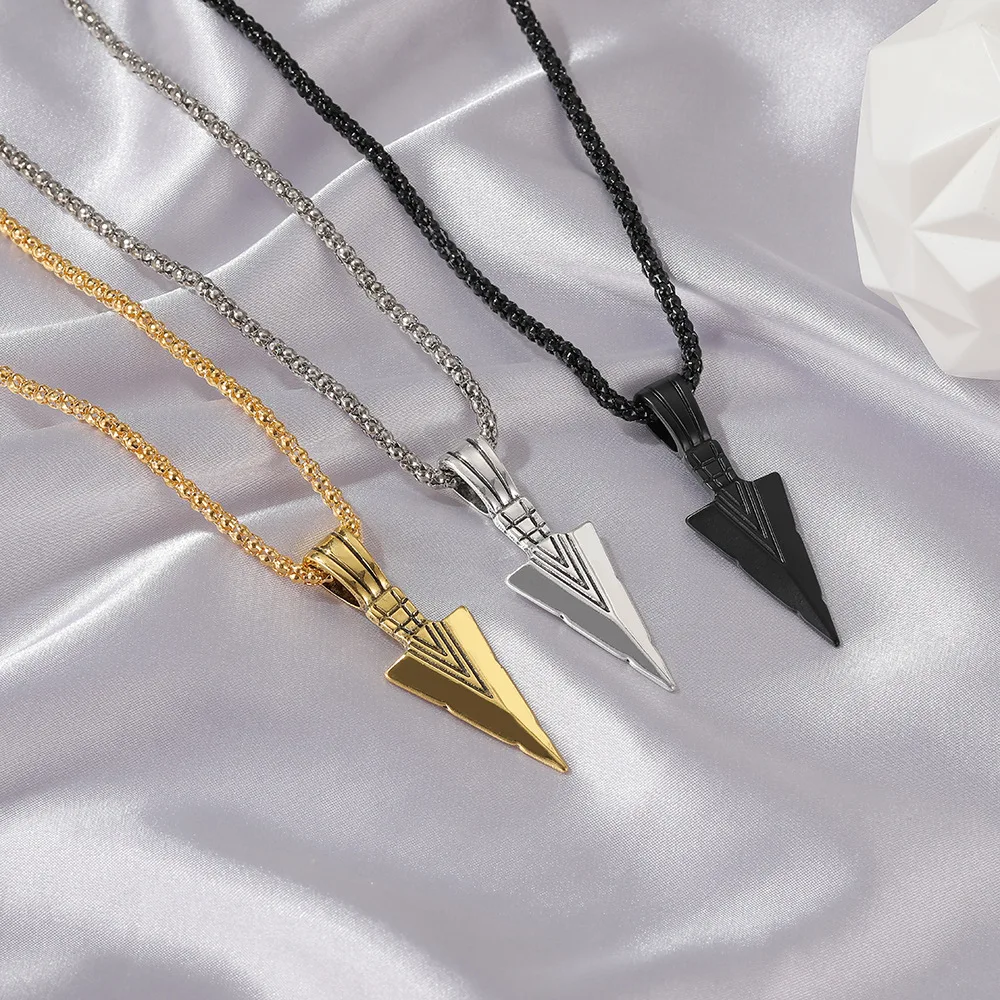 

Men Retro Punk Arrow Pendant Necklace Hip Hop Style Rock Spearpoint Arrowhead Necklace Couple Jewelry