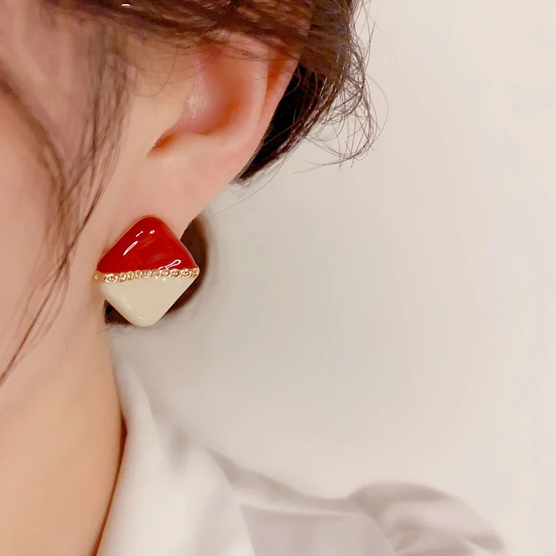 

Простые серьги-гвоздики двух цветов для женщин, геометрические искусственные подарки, новые модные украшения, аксессуары, золотые серьги