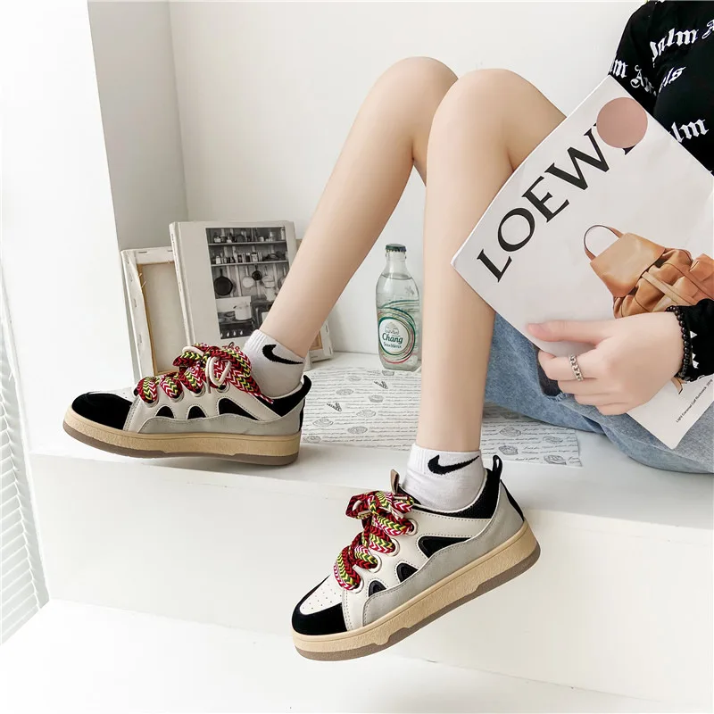 

2022 Fashion Canvas Shoes for Women Sneakers Skateboard Flat Platform Shoes Woman Lace-up Low (1cm-3cm) Designer Shoes Women