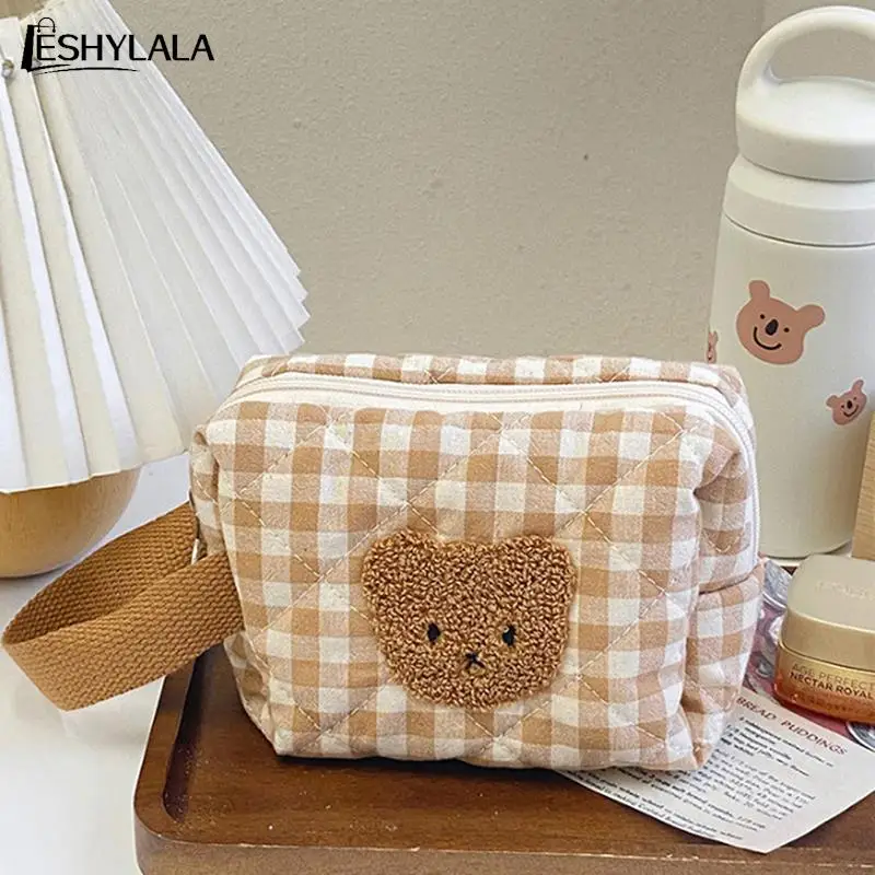 

Косметичка с милым медведем, вместительная портативная женская косметичка большой емкости, женская сумка для хранения косметики