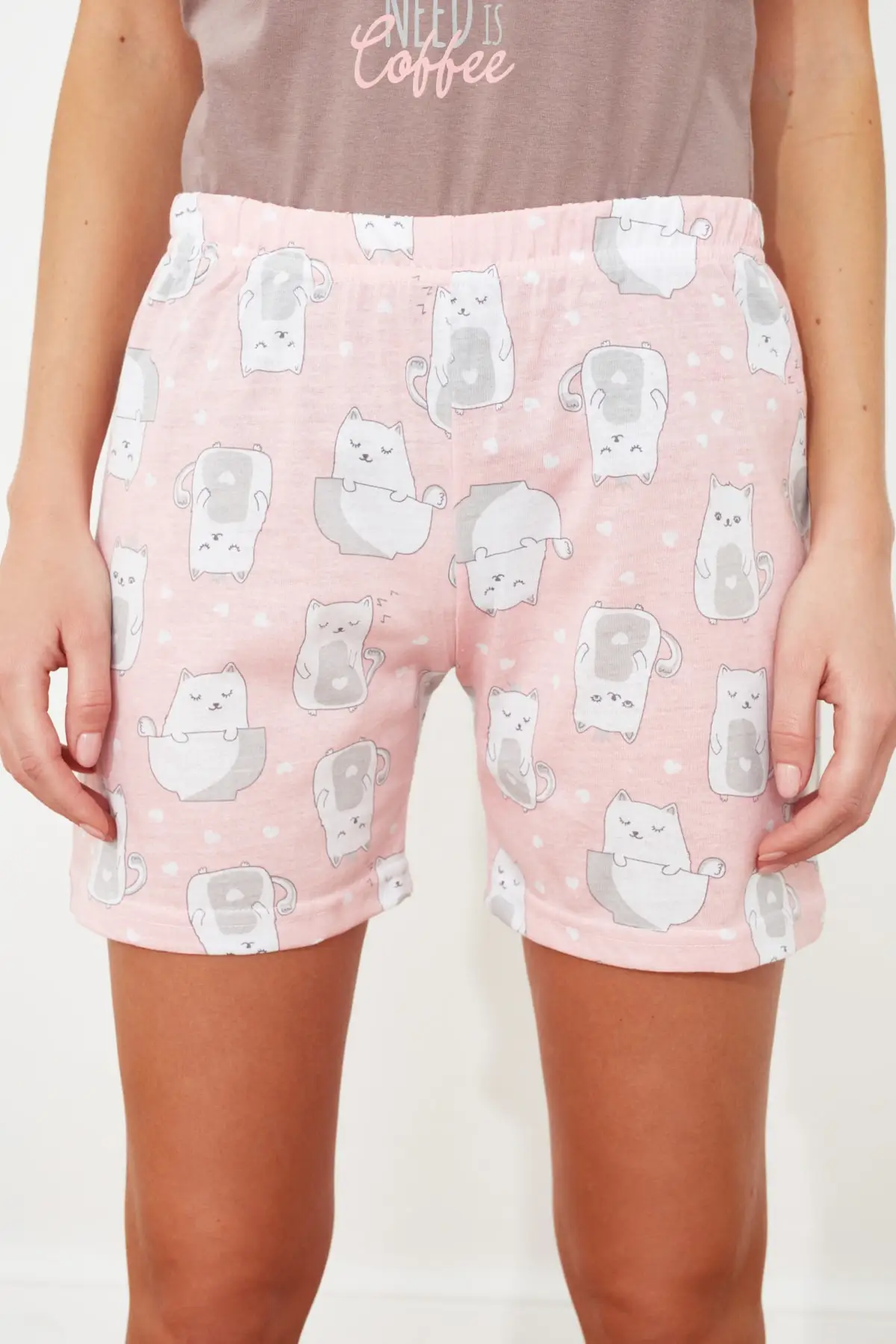

Trendyol Printed Knitted Pajamas Set THMSS21PT1218