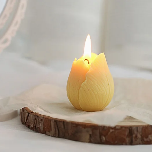 

Tulip Flower Shape Scented Candle Paraffin Wax Aromatherapy Handmade Candles Aesthetic Decoration Romantic Ornaments