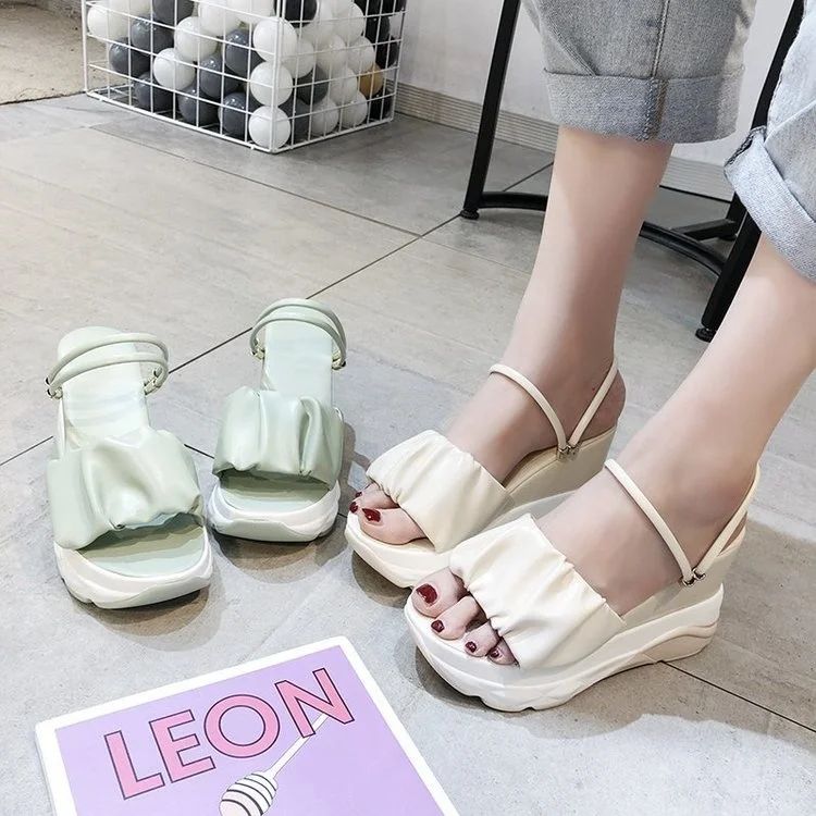 

2023 Летняя женская обувь, модные прозрачные туфли на танкетке, сандалии на высоком каблуке, сексуальные женские тапочки на платформе