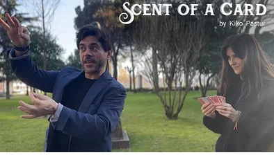 

2023 Scent Of A Card by Kiko Pastur - Magic Trick