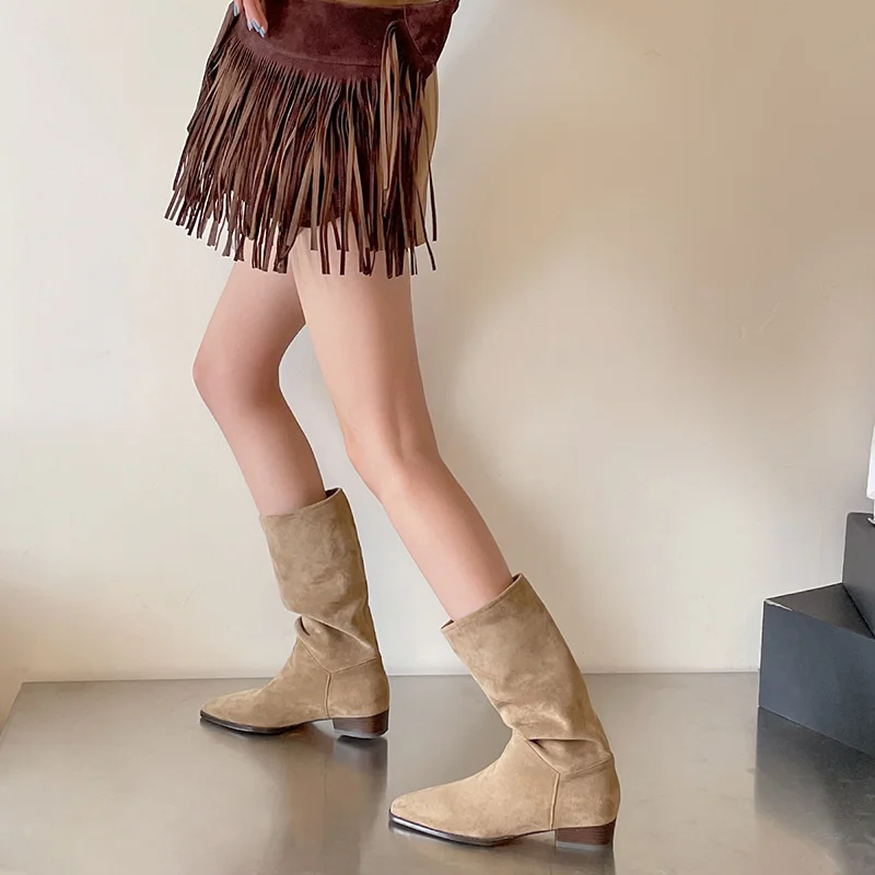 

Женские Плиссированные замшевые ботинки, дизайнерские длинные ботинки до середины икры из флока, для осени и зимы, 2023