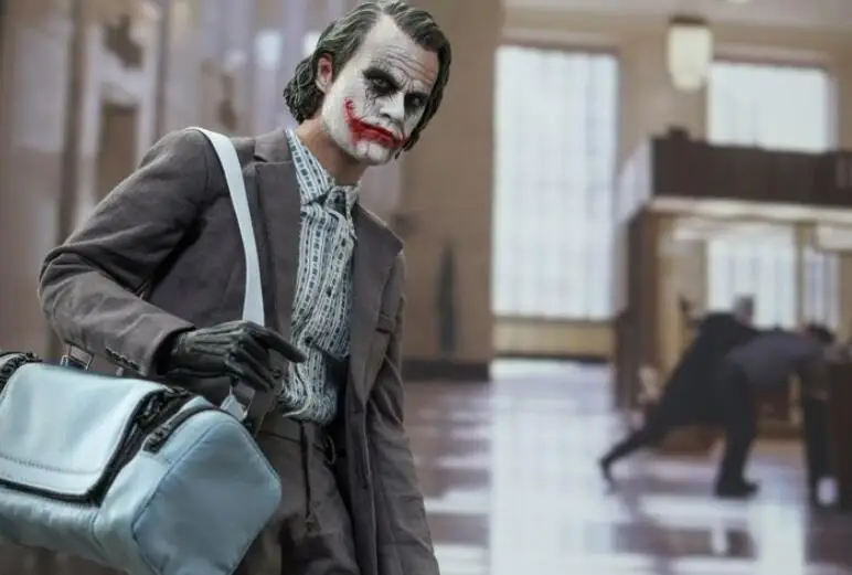 

HT hottoys Hot Toys MMS249 MMS-249 Joker 2.0 1/6 Collectible Action Figure Toy Doll Model Body In stock