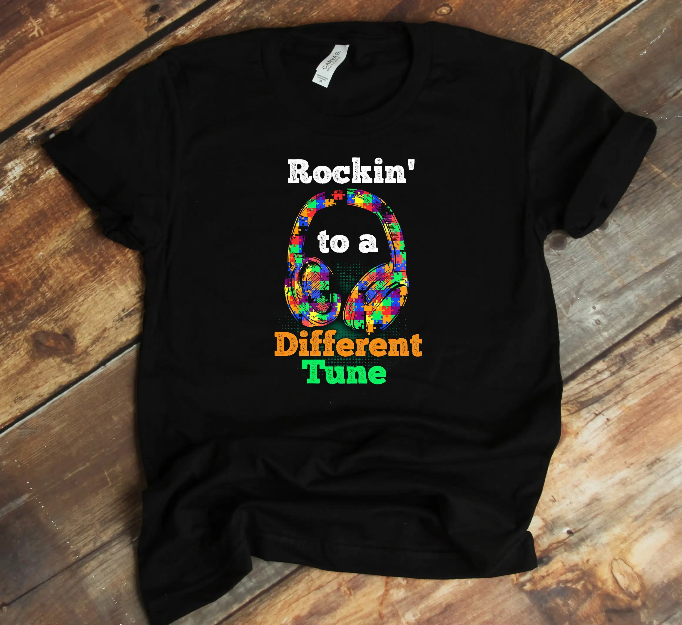 Футболка для осведомленности об аутизме с разными мелодиями