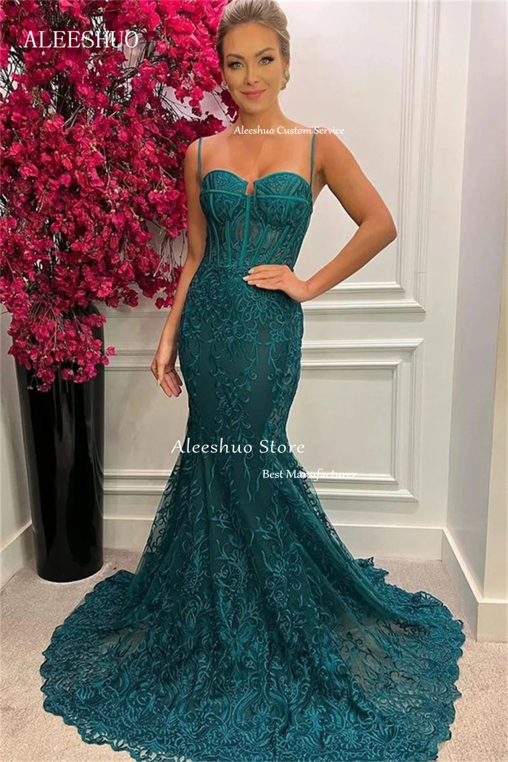 Рисунок 2 - Женское вечернее платье с вышивкой Aleeshuo