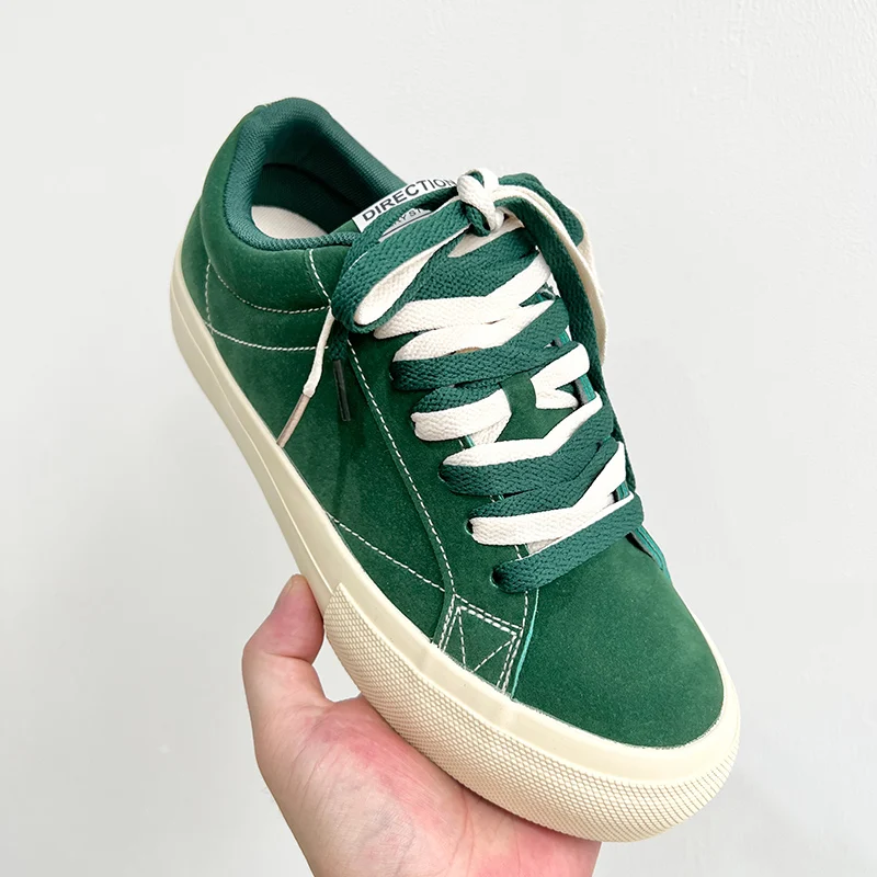 2023 Harajuku Red Sneakers Men Skateboarding Shoes Designer Canvas Shoes for Men Platform Vulcanized Sneakers Tenis Masculino