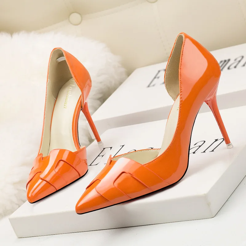 

Women Pumps Brand Luxury Summer Shoes Stiletto High Heel Side Cutout Pointed Patent Leather Shallow Mouth Party Wedding Shoes