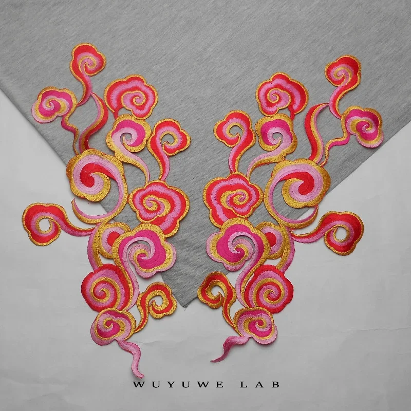 Наклейки на одежду с вышивкой в виде облаков