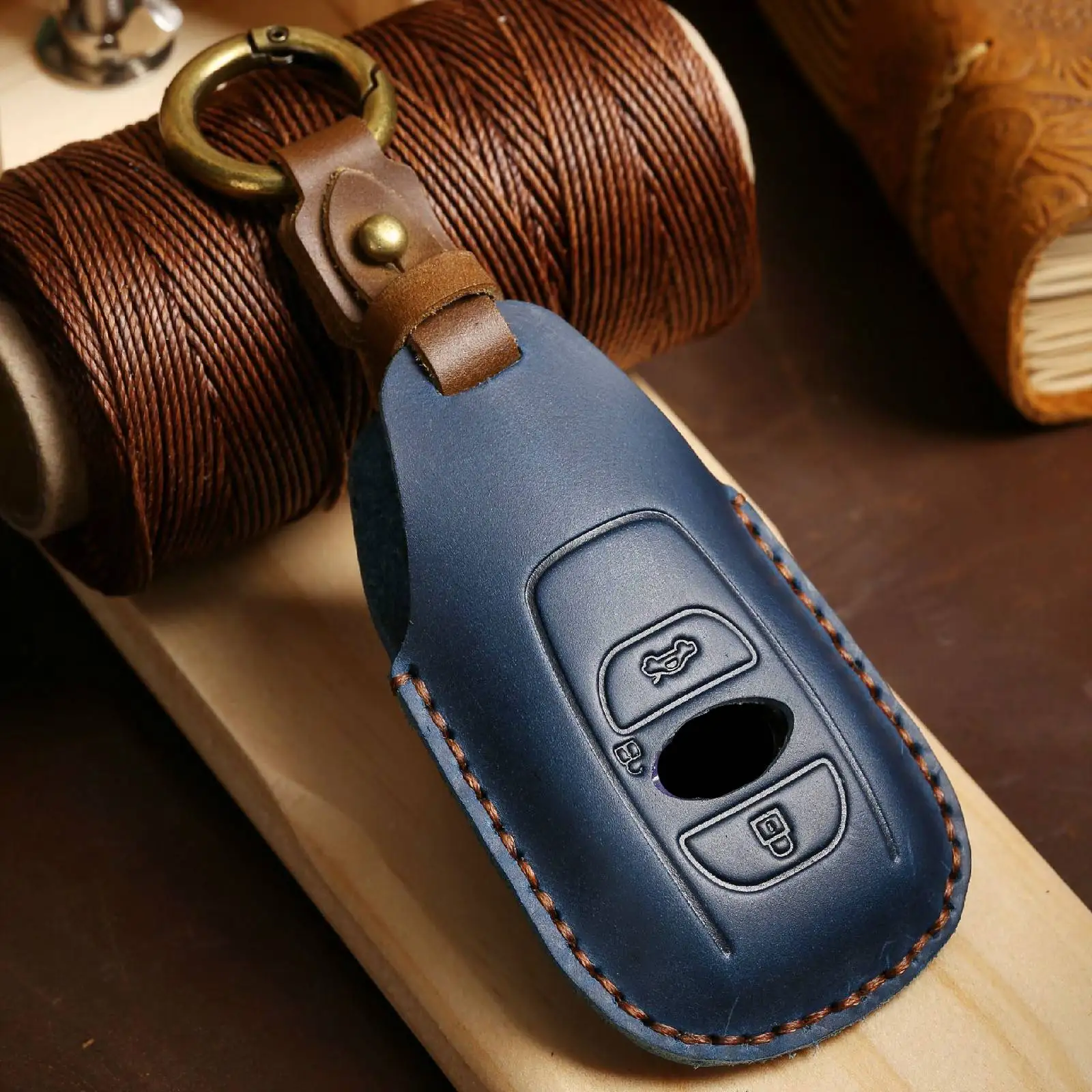 

Car Key Case Cover Leather Pouch Keychain Holder Fob Bag for Subaru Forester Wrx Brz Legacy Outback Impreza Keyring Accessories