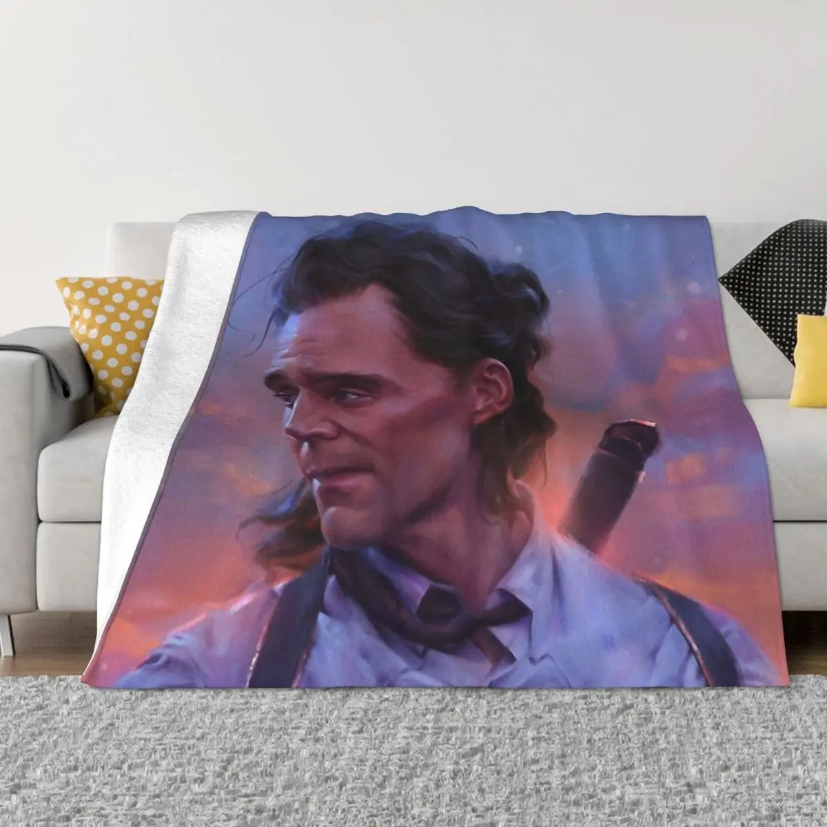 

Tom Hiddleston Excellent Producer Musician Blanket Flannel Art Cozy Soft FLeece Bedspread