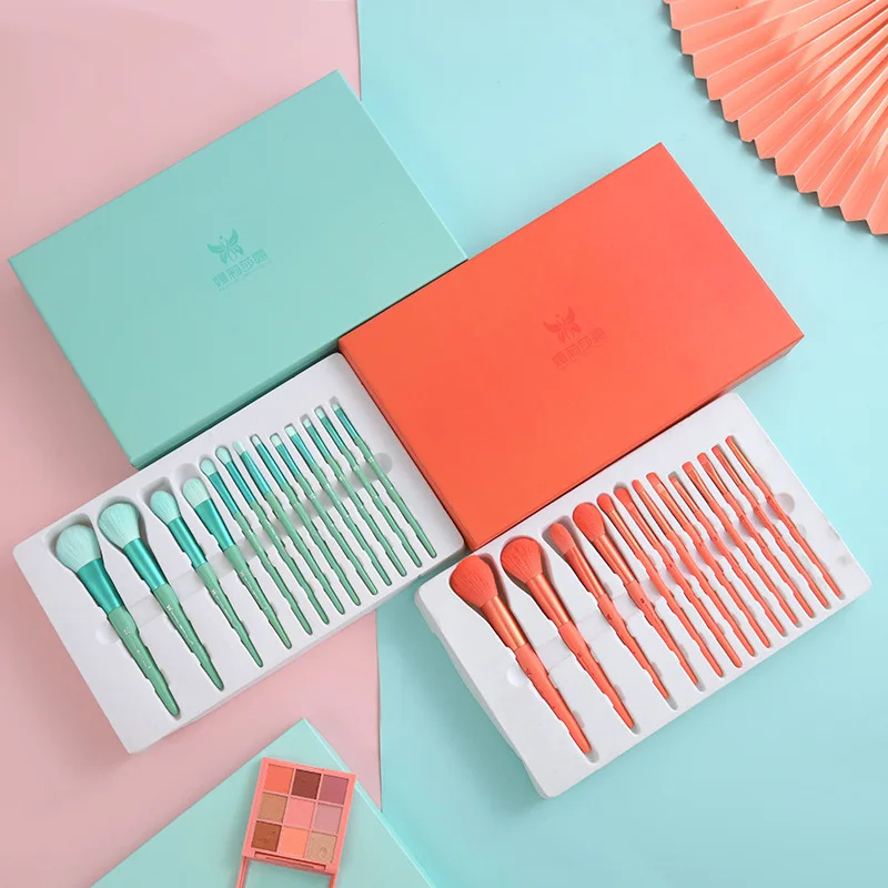 

13pcs/set Box Makeup brushes whole set Big Powder Blusher sculpting Eyeshadow make up kit smudge highlighter eyebrow lip brush