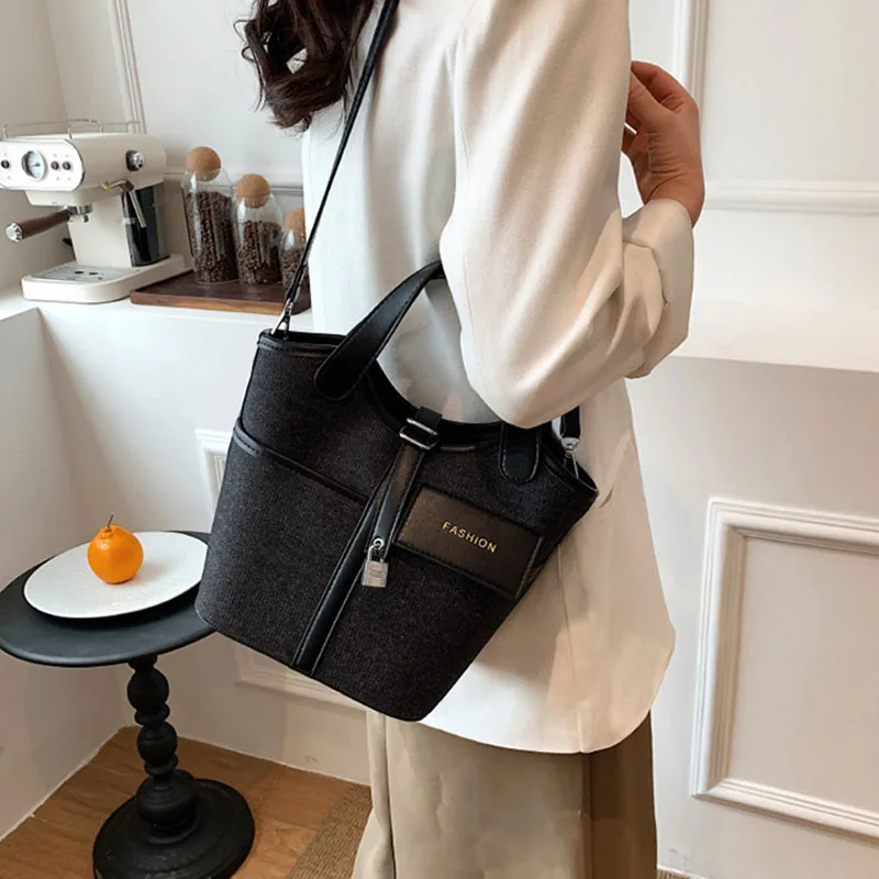 Women Fashion Handbag Large Capacity Canvas Single Shoulder Bag Contrasting Colors Simple Crossbody Bucket Bags Casual Versatile