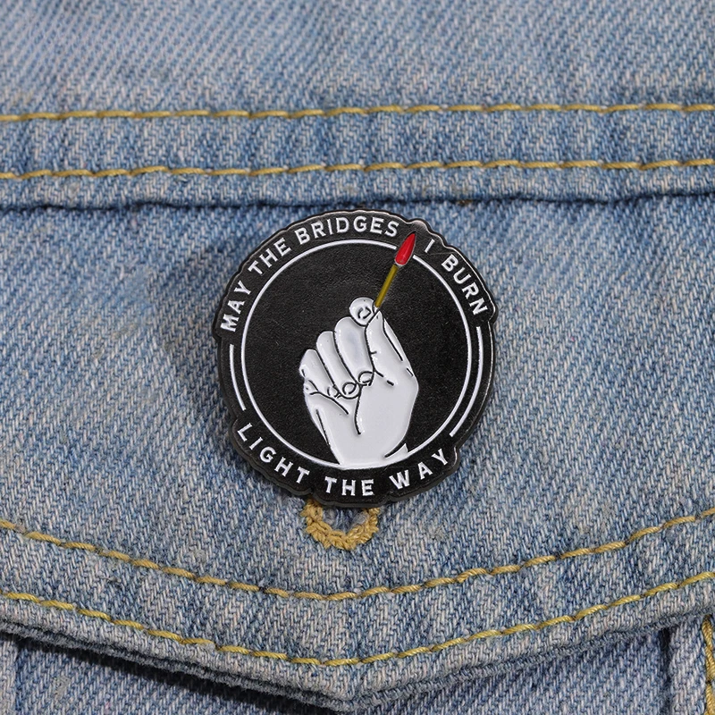 Эмалированные булавки с надписью &quotподжигание спички&quot на заказ &quotМой мост я