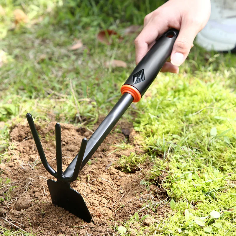 

1Pcs Dual Purpose hoe Three-tooth Rake Small Hoe Garden planting Flowers Vegetables Short Handle Agriculture Tools
