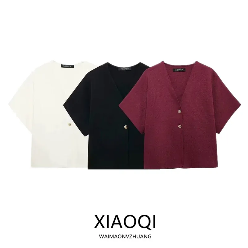 Женская трикотажная куртка с коротким рукавом и V-образным вырезом