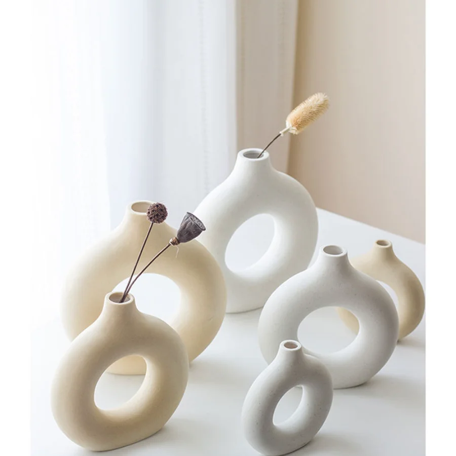 

Круглая полая керамическая ваза в скандинавском стиле, аксессуары для украшения интерьера стола, гостиной