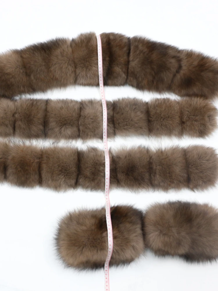 Женская непромокаемая парка на натуральном меху с капюшоном из лисьего меха |