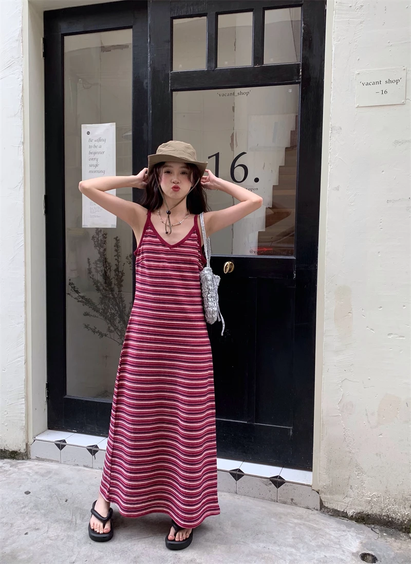 

GGB4223 Striped suspender dress, summer 2023, new retro French V-neck, waistband, slim mid length A-line skirt