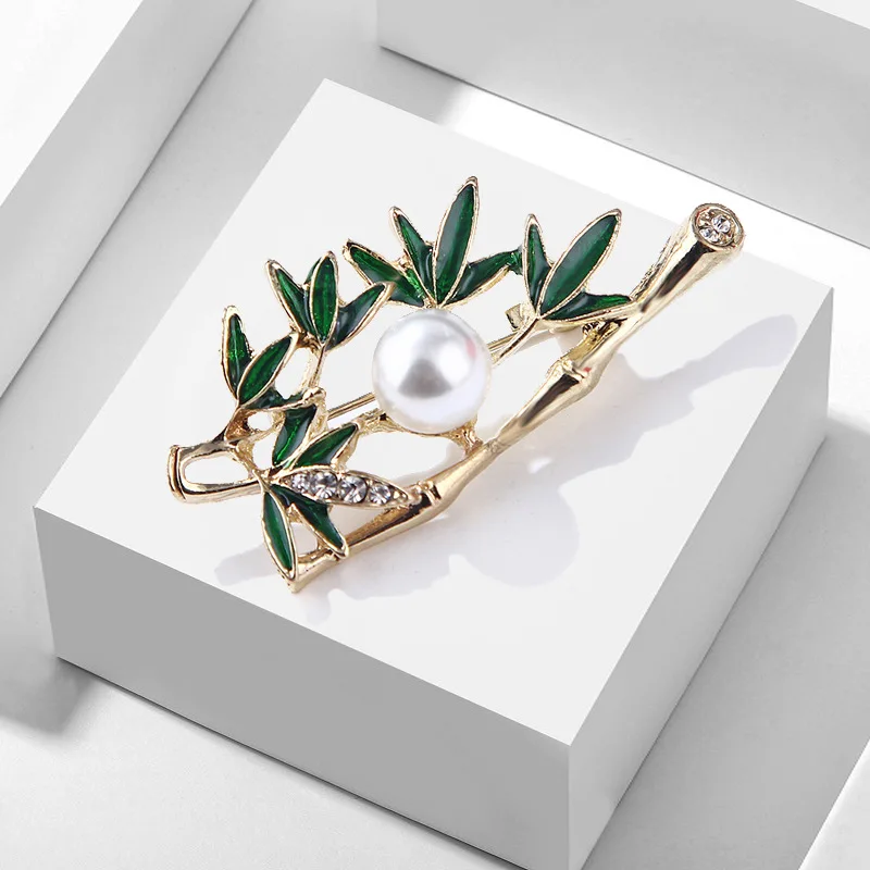 

TULX Green Enamel Leaves Bamboo Pins Brooch For Women Creative Rhinestone Imitation Pearl Plant Brooches Party Casual Jewelry