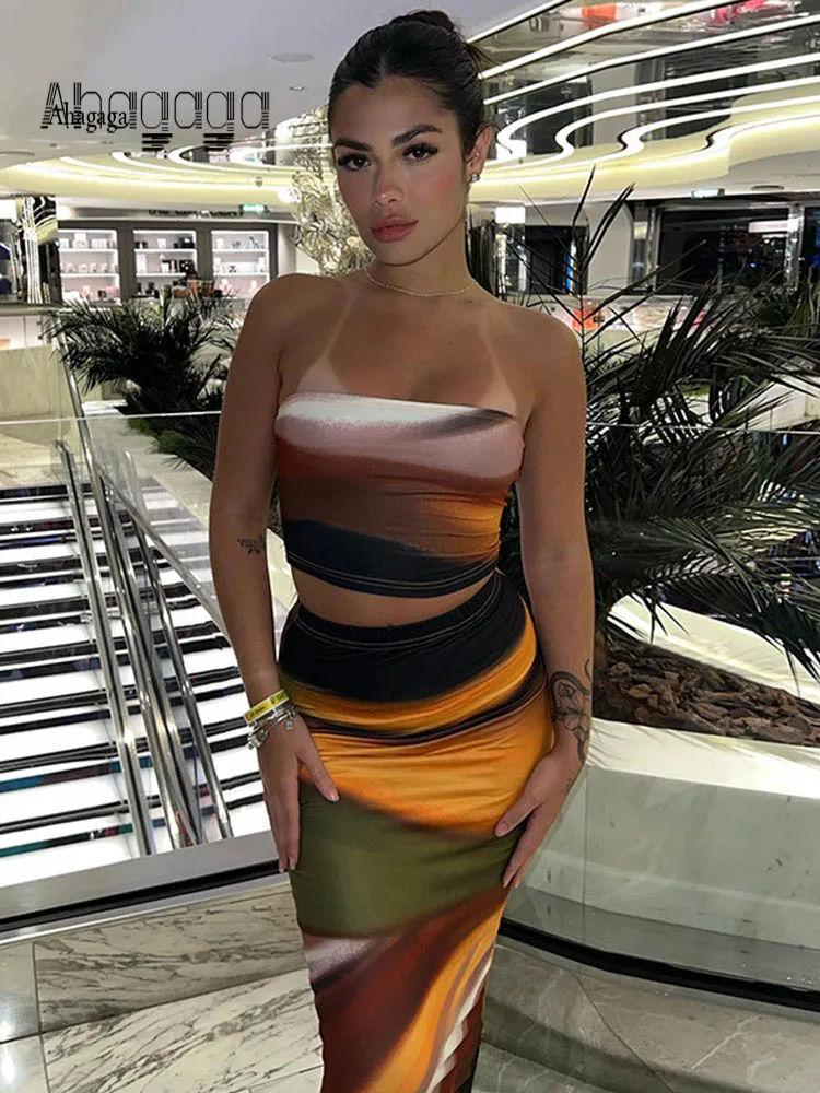 

Ahagaga Fashion Sexy Printed Women Suits SetsStreetwear Casual Strapless Slim Sheath Tracksuits 2-Pieces (Short Tops+Skirts)